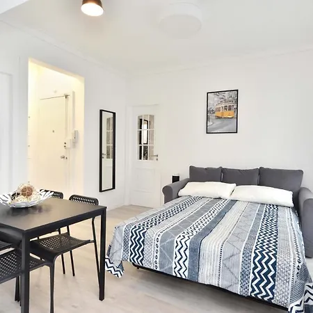 Home&comfort - Avenidas Novas Apartmán